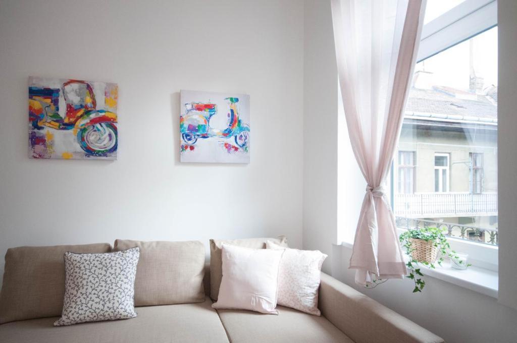 Cs3 Csanyi Apartment Boedapest Buitenkant foto